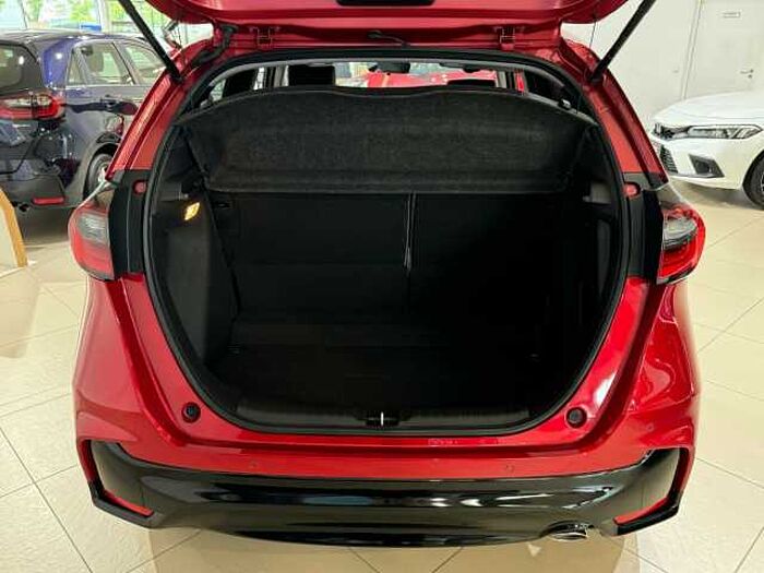 Honda Jazz 1.5 Advance Sport... 1.5 Advance Sport