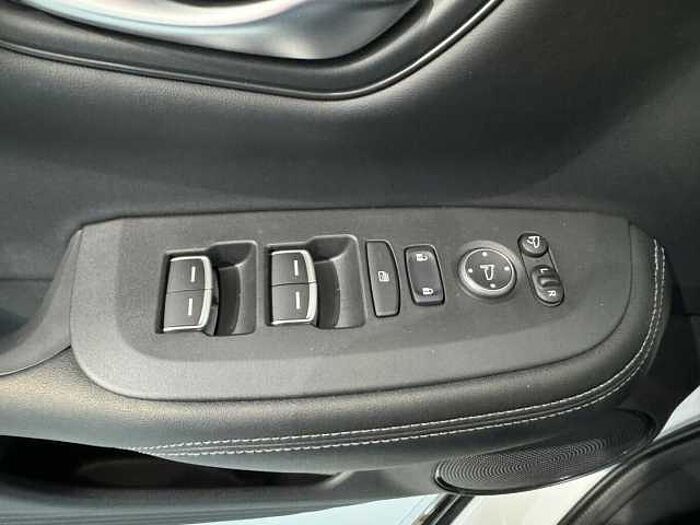 Honda ZR-V e: HEV Sport| 2 x verfügbar. ..