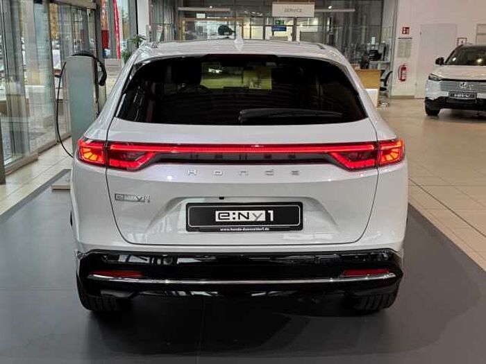 Honda e: Ny1 Basis Sofort verfügbar|BlackPaket. ..