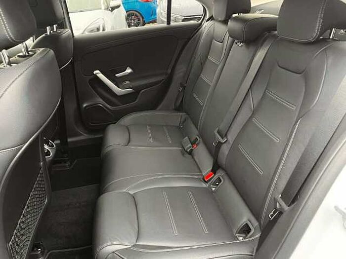 Mercedes-Benz A 250 e AMG Line|Leder|AHK... Advanced
