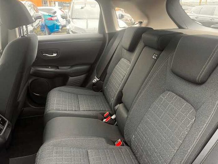 Honda ZR-V e:HEV Elegance|Allwetter|Navi|RFK... Elegance