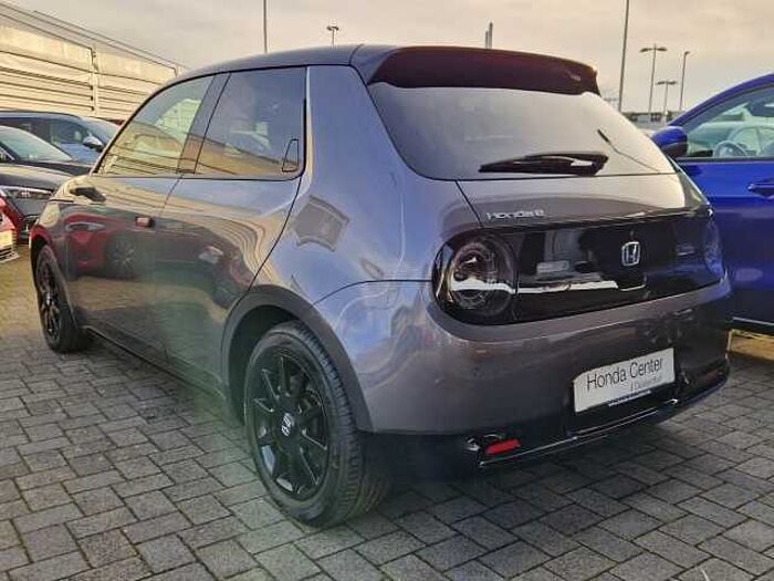 Honda e Basis|1.Hand|Garantie|nur9600km... Basis|1.Hand|Garanti|nur9600km...