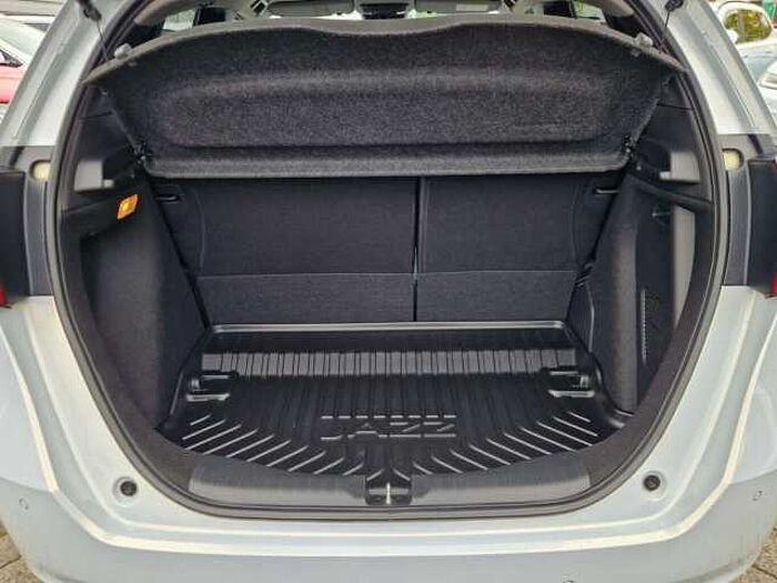 Honda Jazz Hybrid Executive 1.5 Automatik|Allwetter...