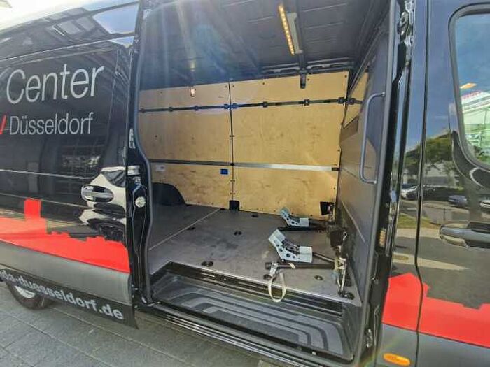Mercedes-Benz Sprinter 319 RWD L3|AT|AHK|Navi|360...