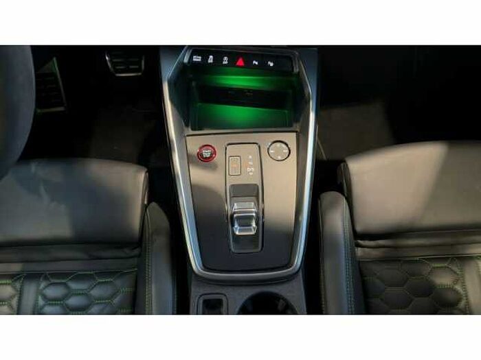 Audi RS3 2.5 TFSI quattro MATRIX|PANO|B&O|RSAbgas...