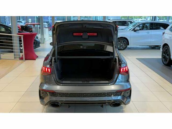 Audi RS3 2.5 TFSI quattro MATRIX|PANO|B&O|RSAbgas...