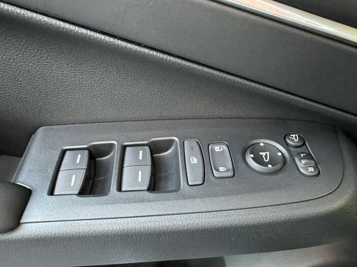Honda HR-V Hybrid 1.5 Advance|MagicSeats. ..