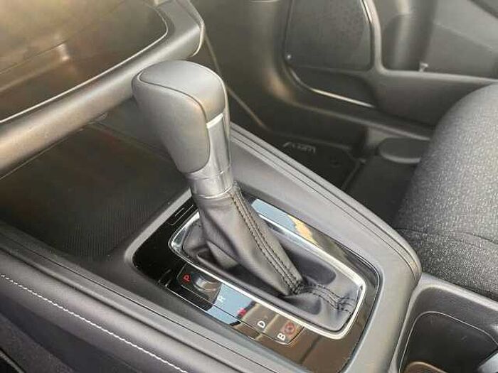 Honda HR-V Hybrid 1.5 Elegance|Navi|RFK|MagicSeats. .. Elegance
