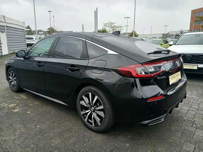 Honda Civic Hybrid e: HEV Elegance|Navi|RFK. .. Elegance