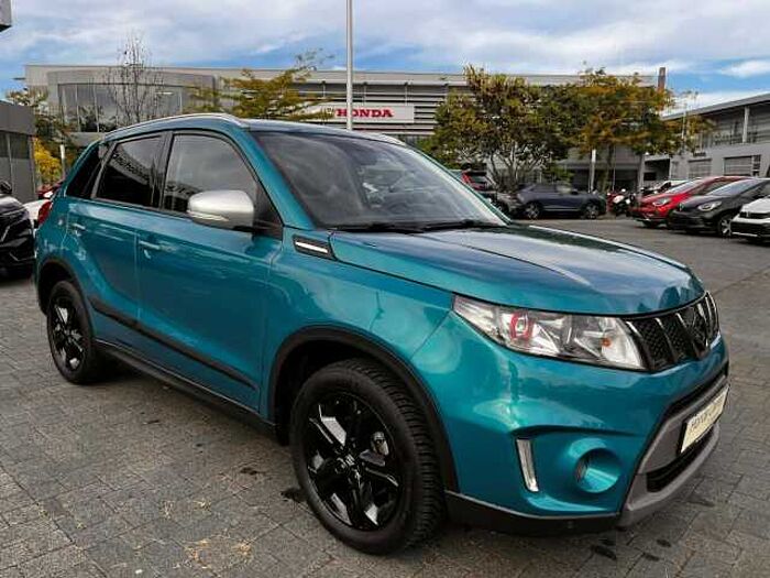 Suzuki Vitara 1.4 Automatik 4x4|Navi|Allwetter...