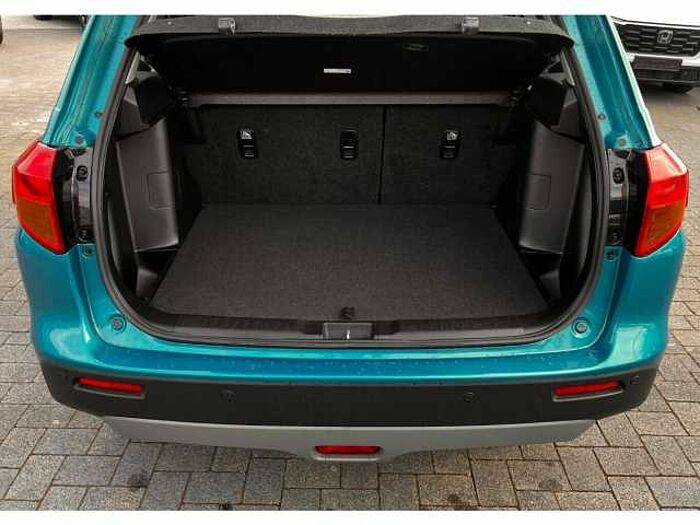 Suzuki Vitara 1.4 Automatik 4x4|Navi|Allwetter...