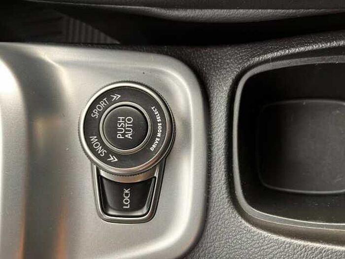 Suzuki Vitara 1.4 Automatik 4x4|Navi|Allwetter...