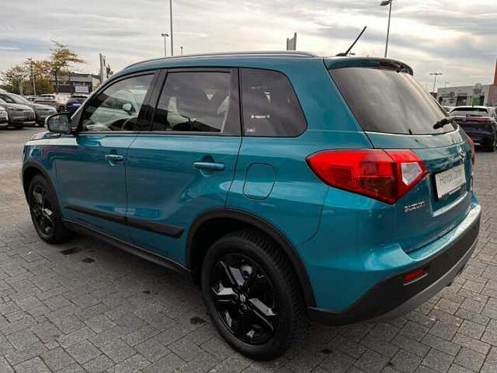Suzuki Vitara 1.4 Automatik 4x4|Navi|Allwetter...