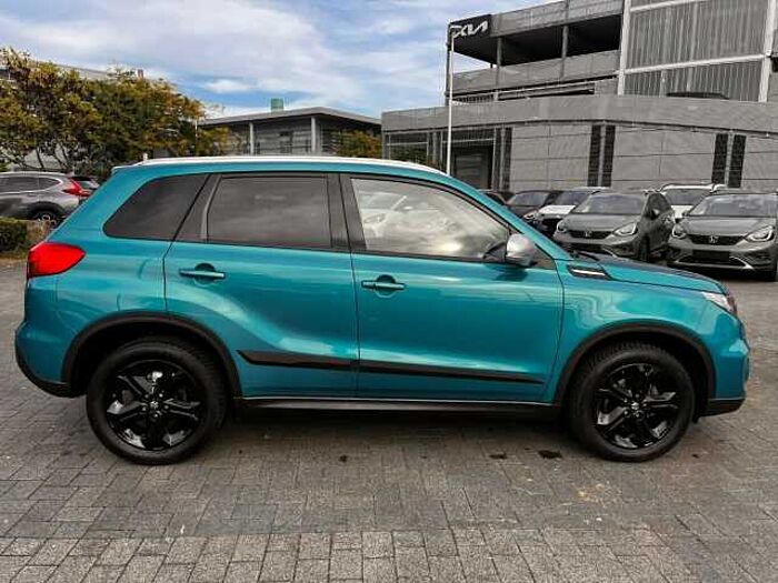 Suzuki Vitara 1.4 Automatik 4x4|Navi|Allwetter...
